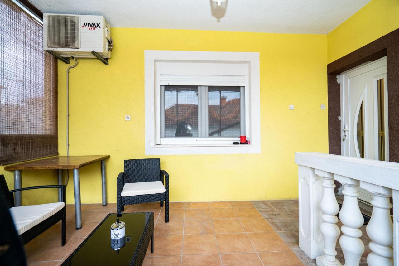 Apartman Jozic 克宁 外观 照片