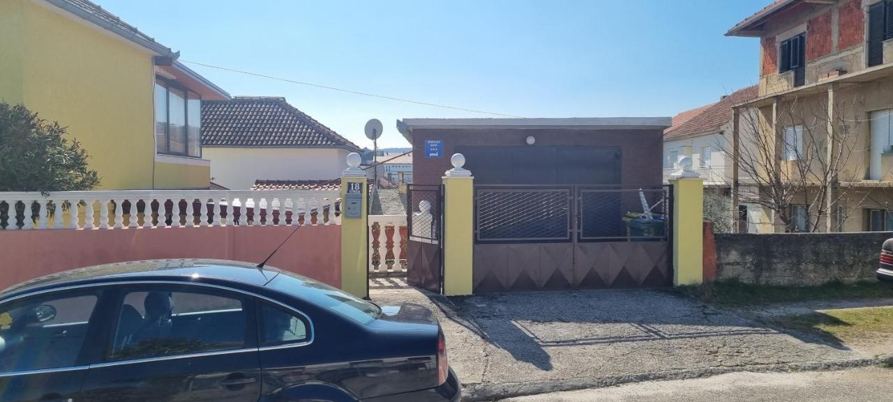 Apartman Jozic 克宁 外观 照片